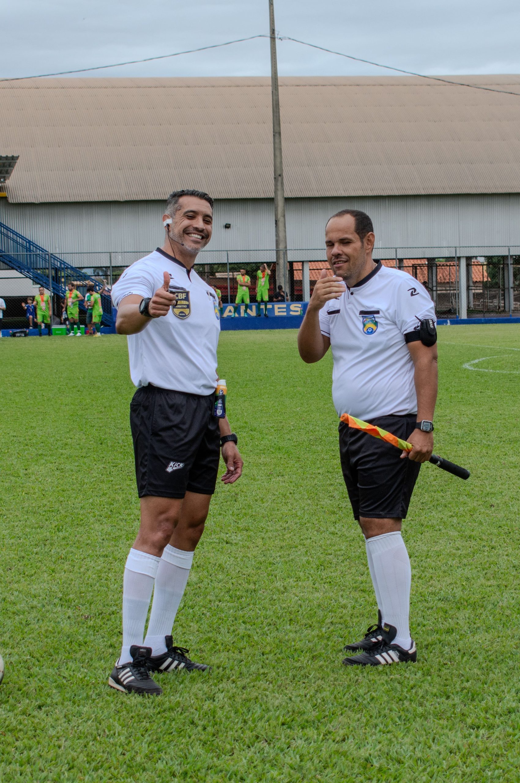 Cards betting explained - referee showing a card during a football match